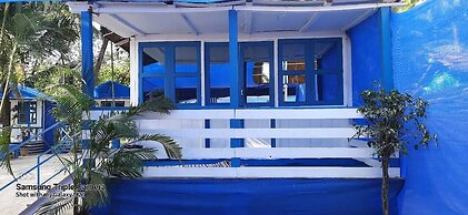 Cafe Blue Hotel