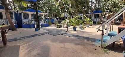 Cafe Blue Hotel