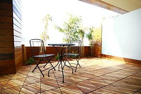 Garden Hotel