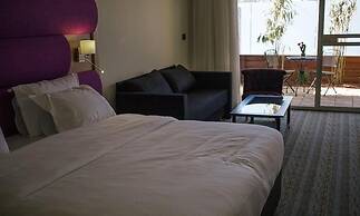 Garden Hotel