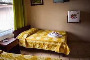 Hostel La Choza Inn