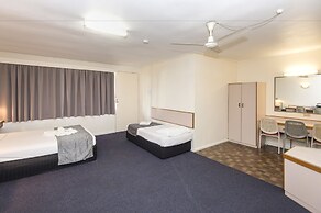 Mid City Motor Inn