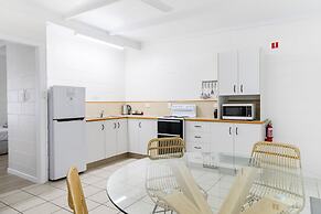 Palm View Holiday Apartments