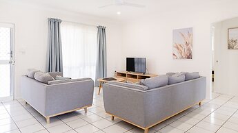 Palm View Holiday Apartments