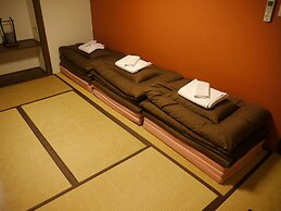 J-Hoppers Hiroshima Guesthouse - Hostel