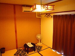 J-Hoppers Hiroshima Guesthouse - Hostel
