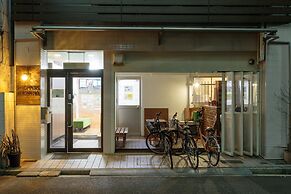 J-Hoppers Hiroshima Guesthouse - Hostel