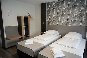 RAVEL Hotel Cyrano