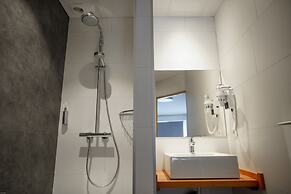 RAVEL Hotel Cyrano