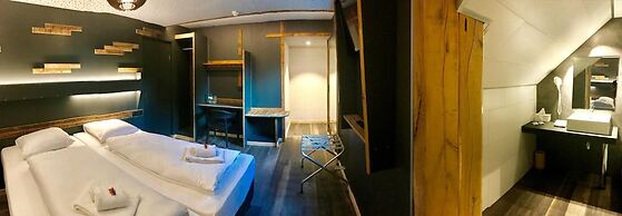 RAVEL Hotel Cyrano