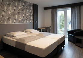 RAVEL Hotel Cyrano