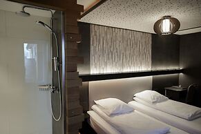 RAVEL Hotel Cyrano