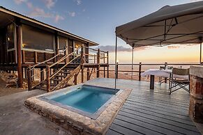 Moon Mountain Lodge