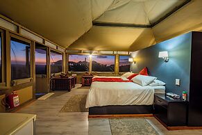 Moon Mountain Lodge