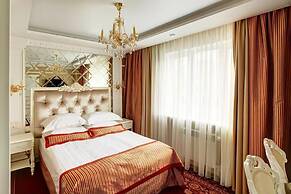Degas Hotel