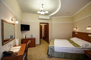 Degas Hotel