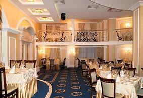 Degas Hotel