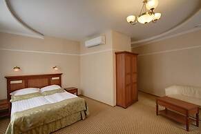 Degas Hotel