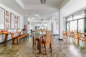 Zak Residence