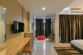 Zak Residence