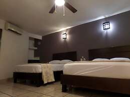 Uke Inn Hotel & Suites
