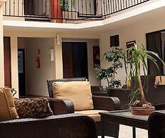 Uke Inn Hotel & Suites