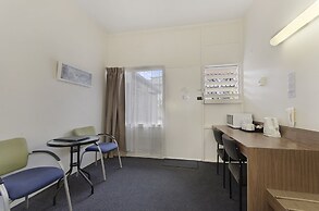 Beach House Motel