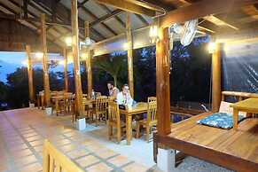 Bounty Resort