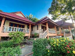 Bounty Resort