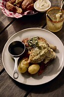 Yarra Valley Grand Hotel