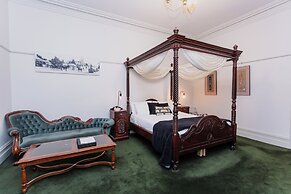 Yarra Valley Grand Hotel
