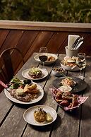 Yarra Valley Grand Hotel