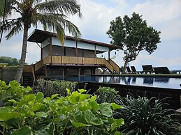 Sunsethouse Lombok