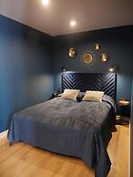 Home & Travel Apartments