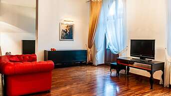 Home & Travel Apartments