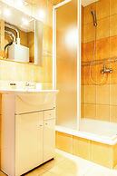 Home & Travel Apartments