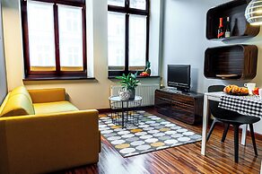 Home & Travel Apartments