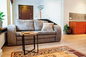 Home & Travel Apartments