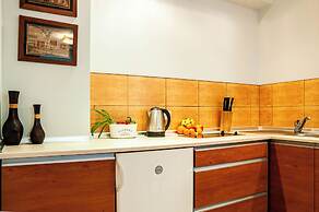 Home & Travel Apartments