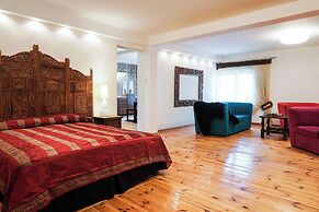 Home & Travel Apartments