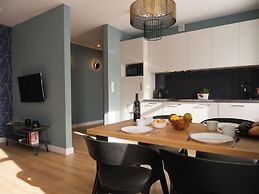 Home & Travel Apartments