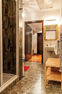 Home & Travel Apartments