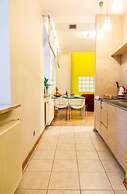 Home & Travel Apartments