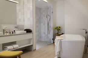 The Passage Urban & Lifestyle Hotel