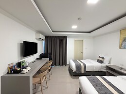 UTD 8 Hotel & Residence