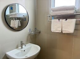 UTD 8 Hotel & Residence