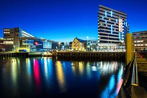 Clarion Hotel The Edge