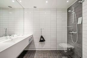 Clarion Hotel The Edge