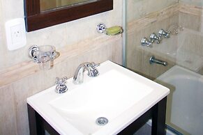 Arenales Suites