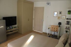 UTD Aries Hotel & Residence